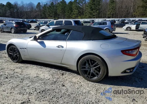 2011 Maserati Granturismo S z USA, uszkodzony, nr VIN ZAM45KMA1B0055864